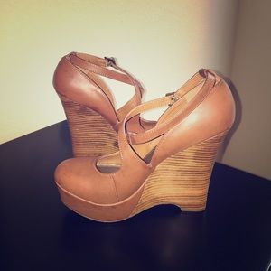 7.5 Brown Wedges